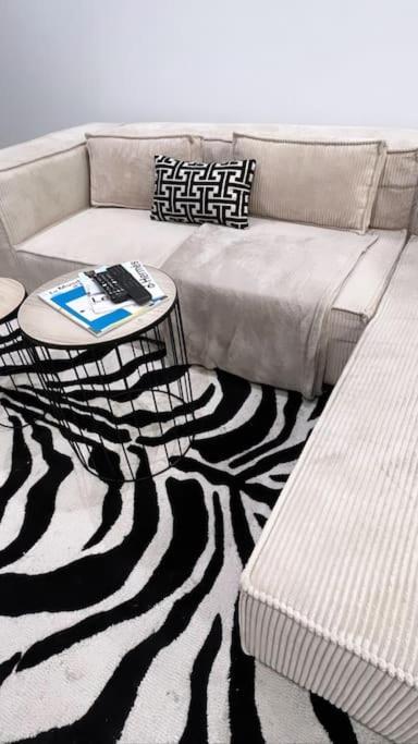 Grande Maison Et Jardin Metropole Holiday home *